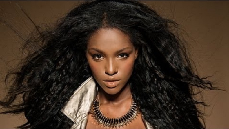 Titi_Aynaw1