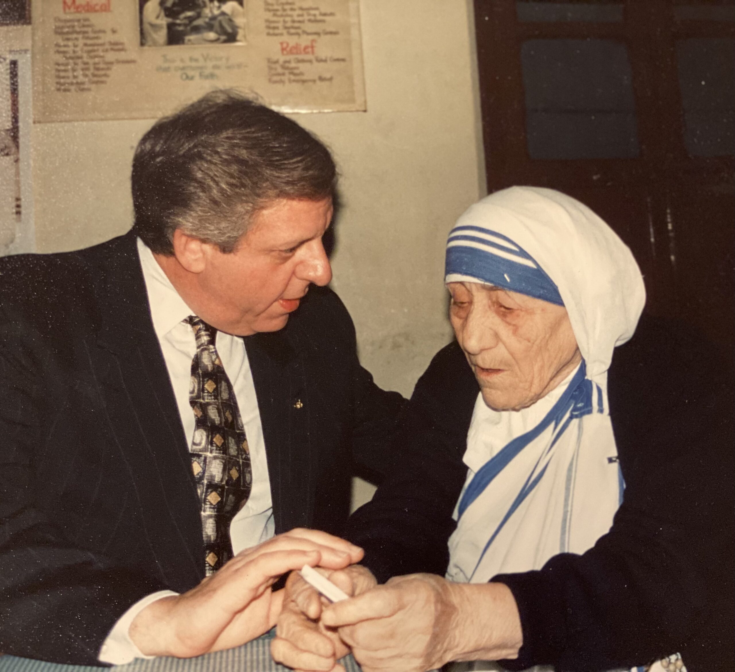 The_Honorable_Howard_W_Carroll