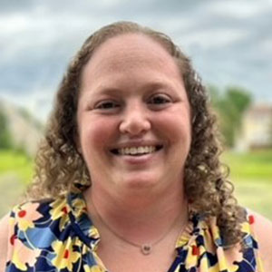 Annie Azriel headshot