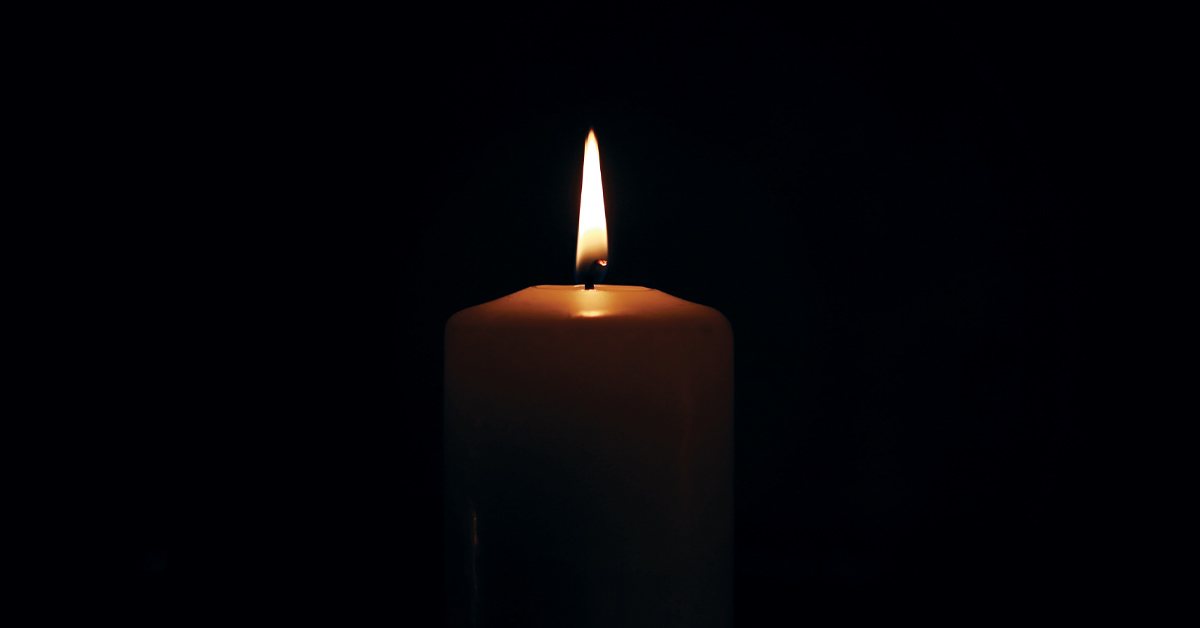 COMM_Ofer-Candle-WEB