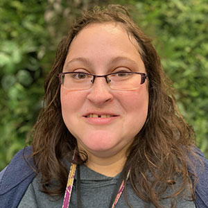 Shira Makowsky headshot