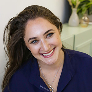 Zahava Berkowicz headshot