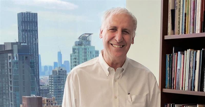 Edward Hirsch - My Childhood in Pieces