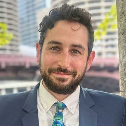 Daniel Abrams headshot