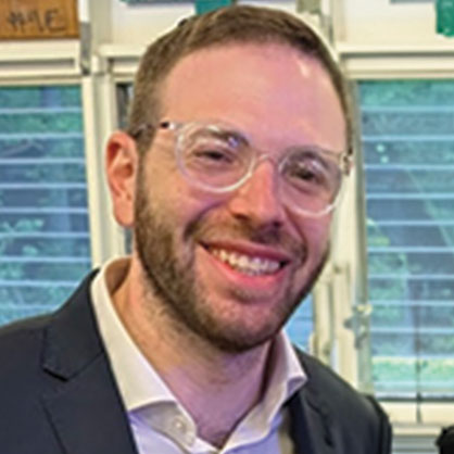 Jeremy Schaechter headshot