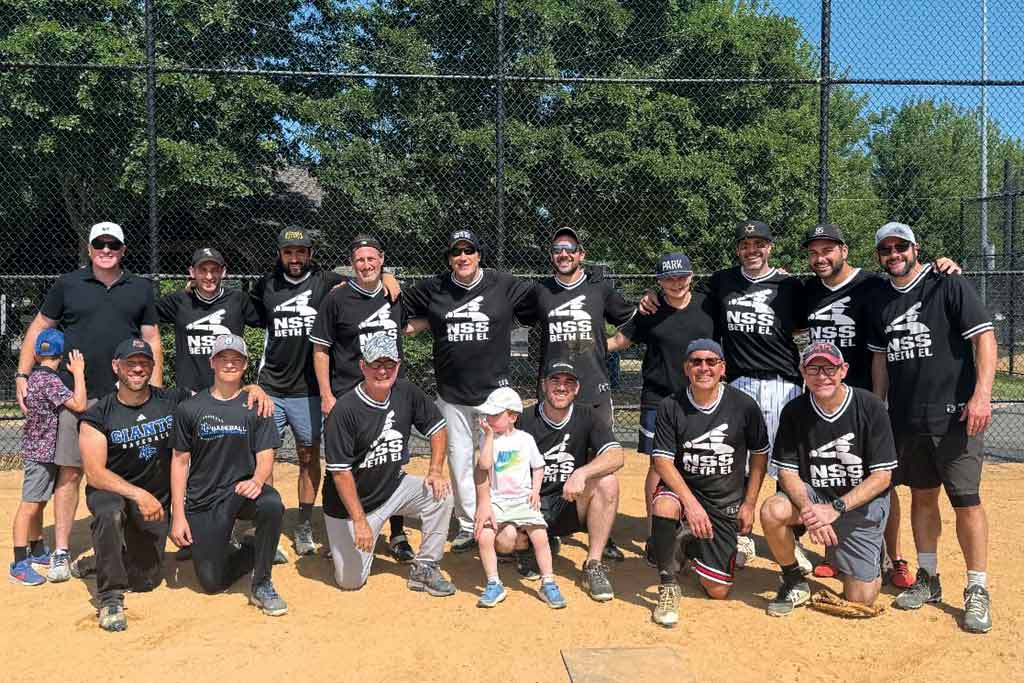 The 2025 North Suburban Synagogue Beth El Softball Team. (Photo credit: Michael Salberg)